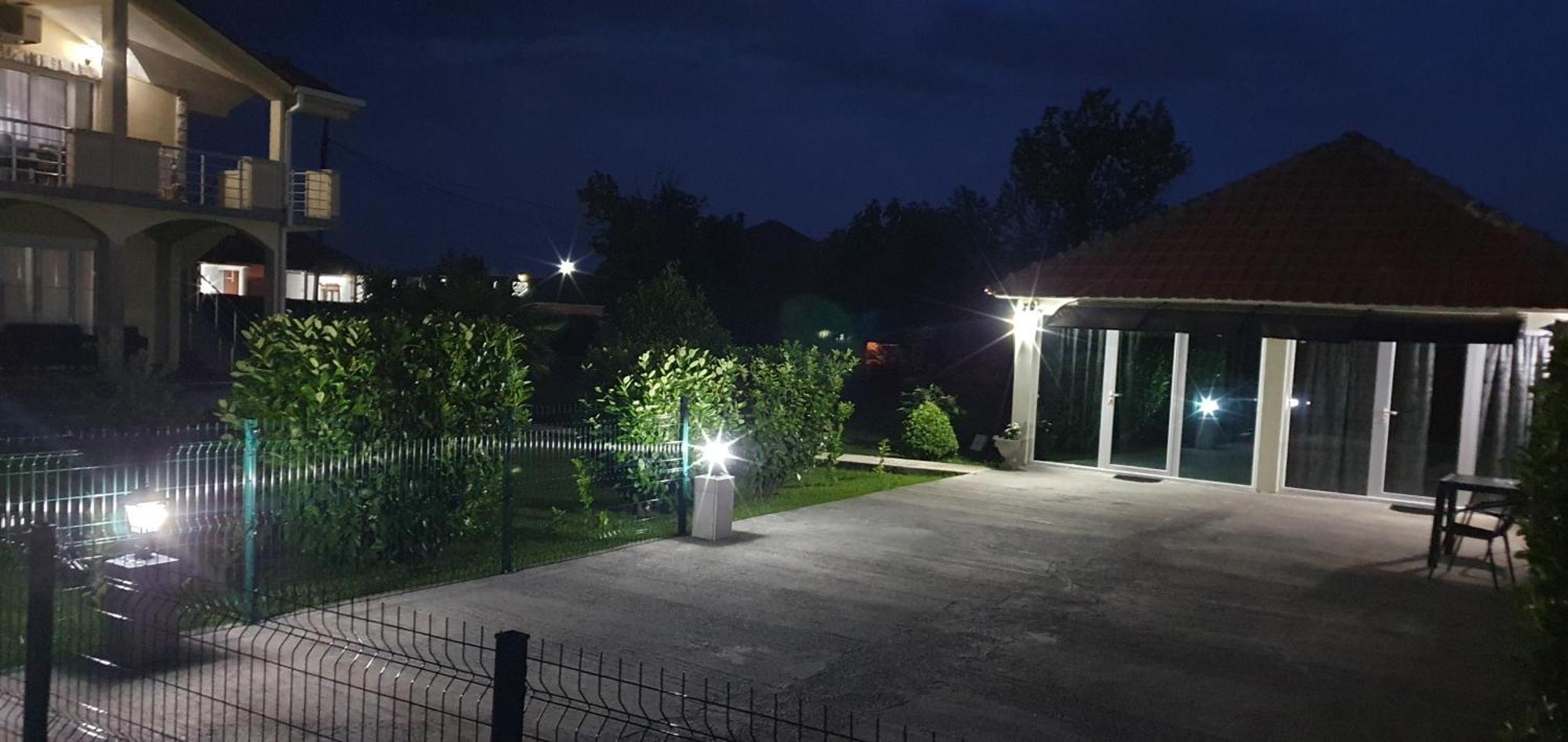 Cozzy Apartment Near The Aiport Podgorica Mitrovici  Экстерьер фото